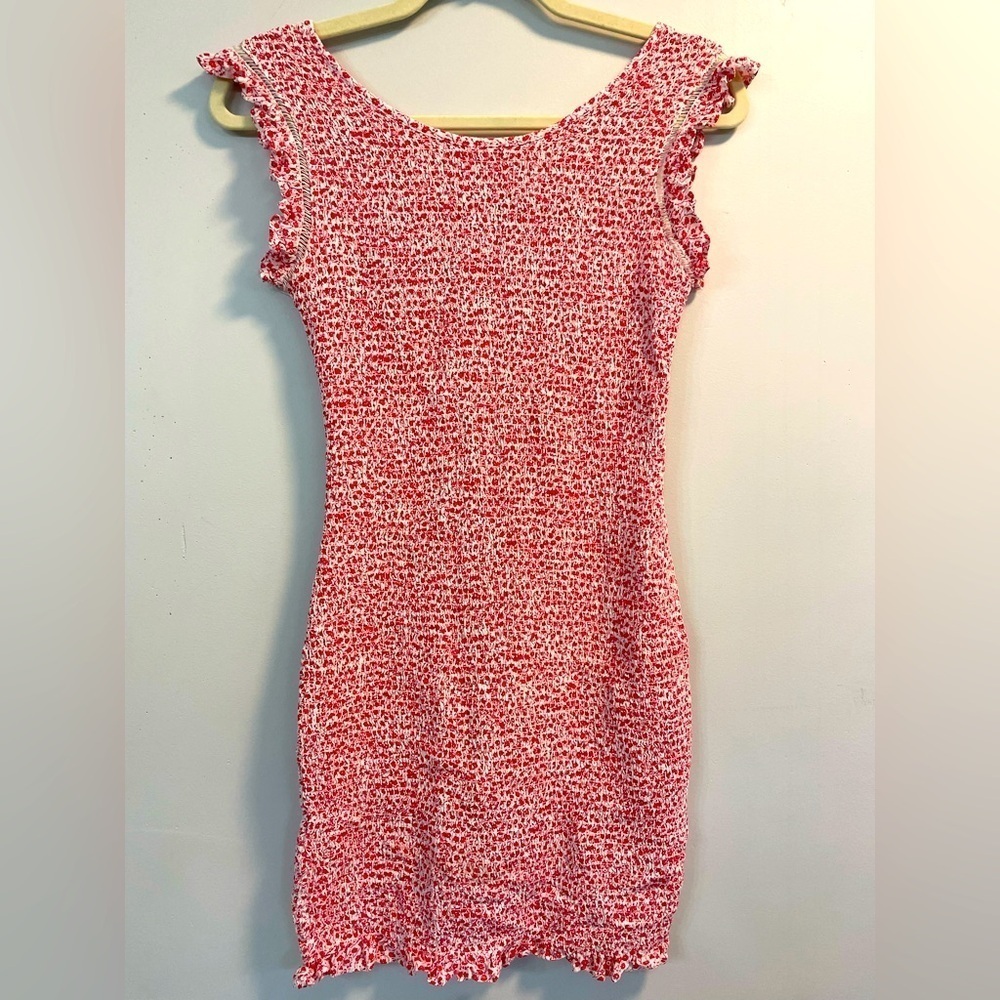 Japna, medium, women’s red and white floral print smocked stretch mini dress - Picture 2 of 9